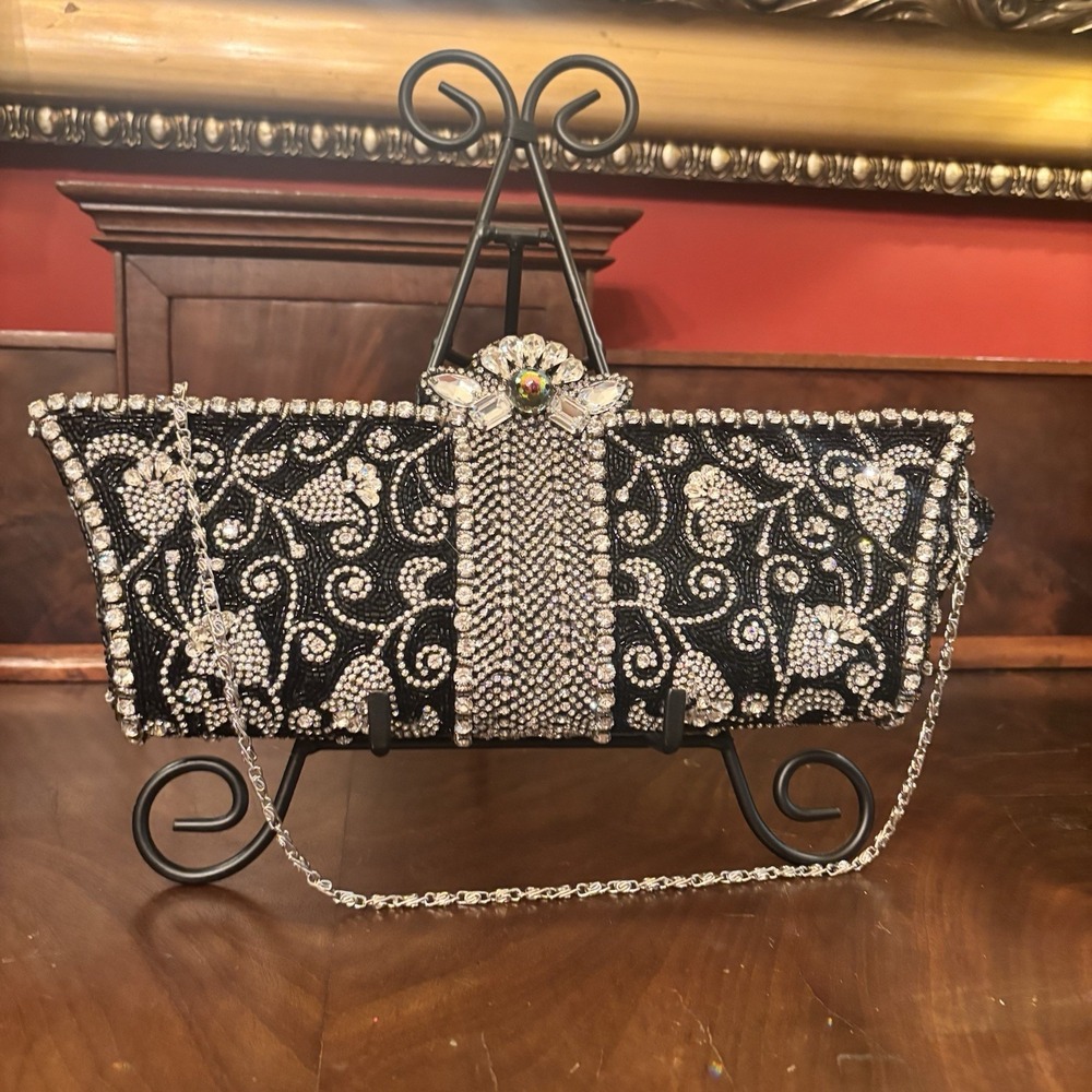 Ash Amaira Black Crystal Rhinestone Beaded Evening Clutch Purse Chain 12"